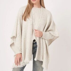 Repeat Cashmere Casual Tweed Cashmere Poncho with Fringes in Snow